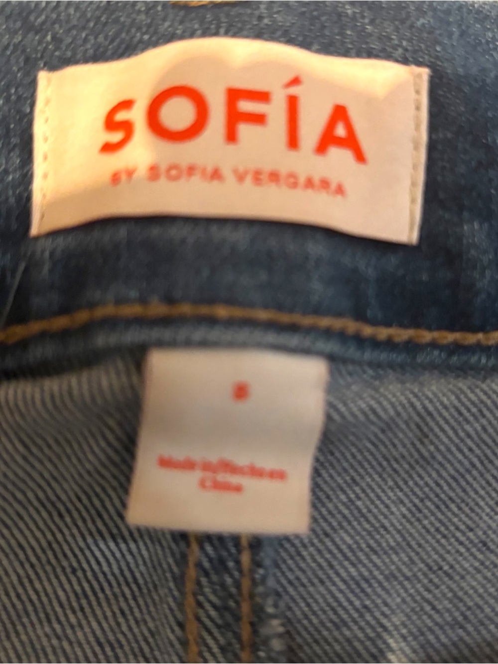 NWT Size 8 Sofia Jeans by Sofia Vergara Wide Leg Cargo Jeans Medium Wash Belted - Picture 4 of 12